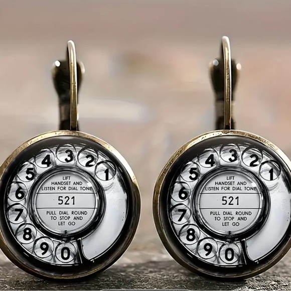 Fashion Jewelry Jewelry - Retro Rotary Phone Earrings